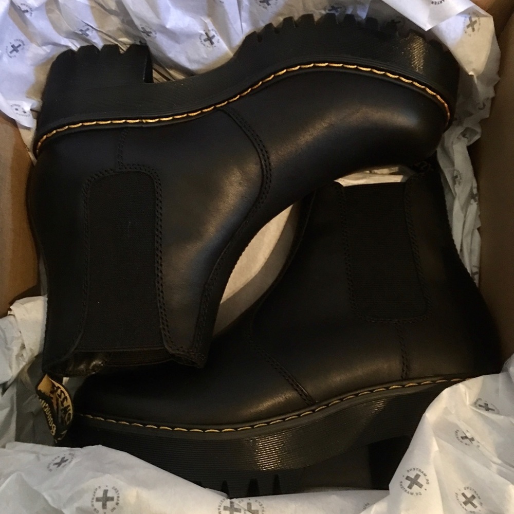 Black Dr Martens boots